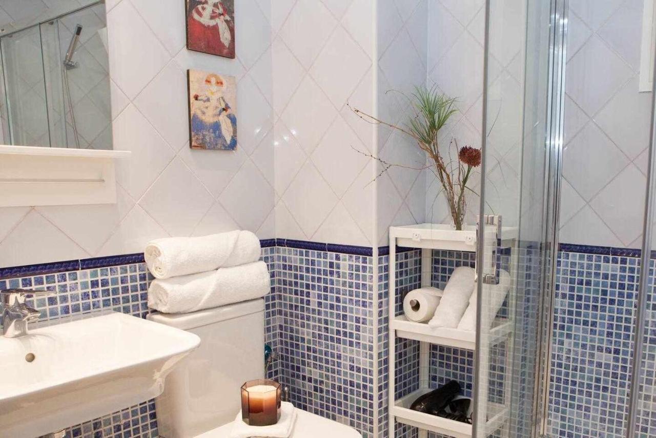 Appartement Isg Alhondiga Piso Nuevo Piscina Casco Antiguo8p *