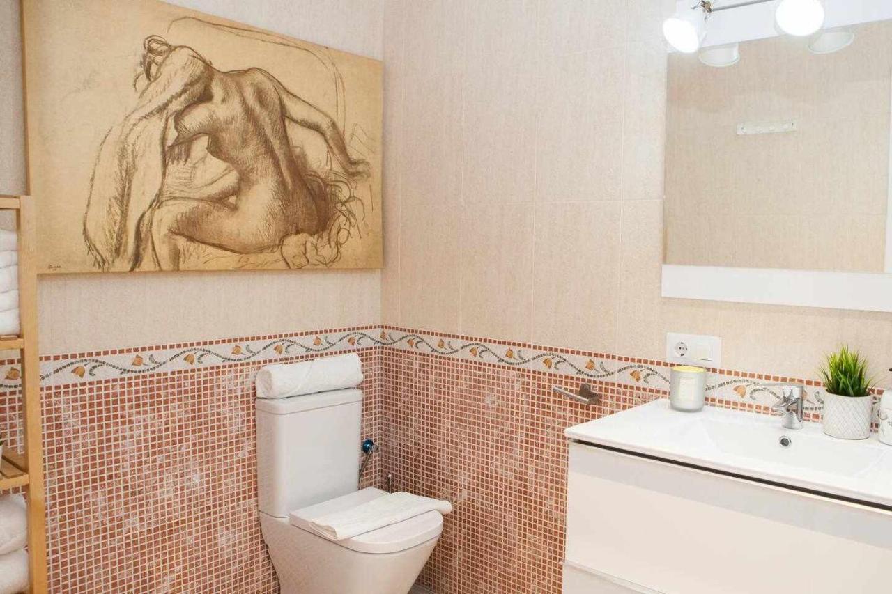 Appartement Isg Alhondiga Piso Nuevo Piscina Casco Antiguo8p