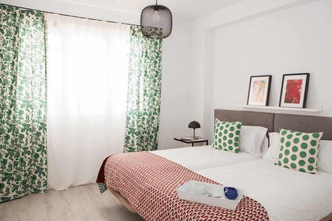 Appartement Isg Alhondiga Piso Nuevo Piscina Casco Antiguo8p