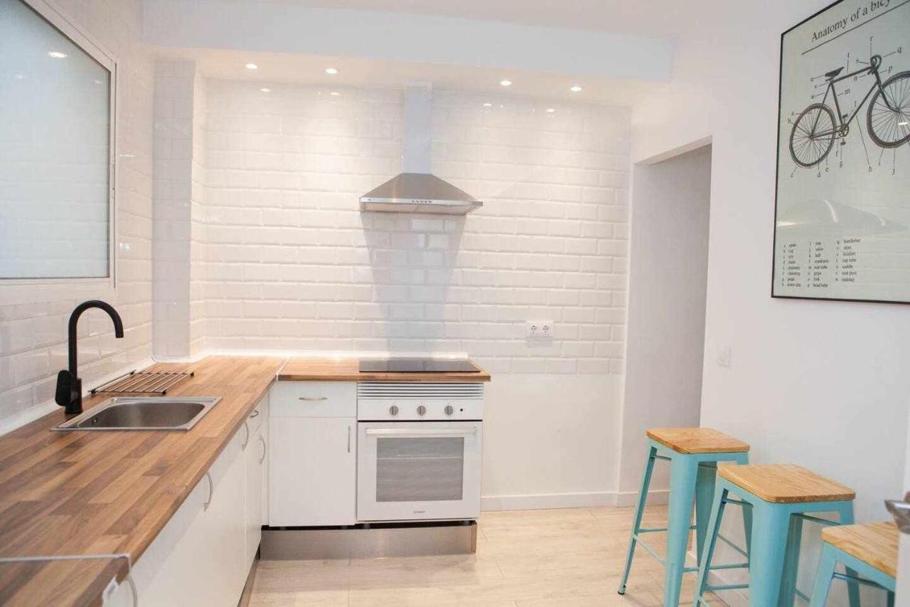 Isg Alhondiga Piso Nuevo Piscina Casco Antiguo8p Appartement