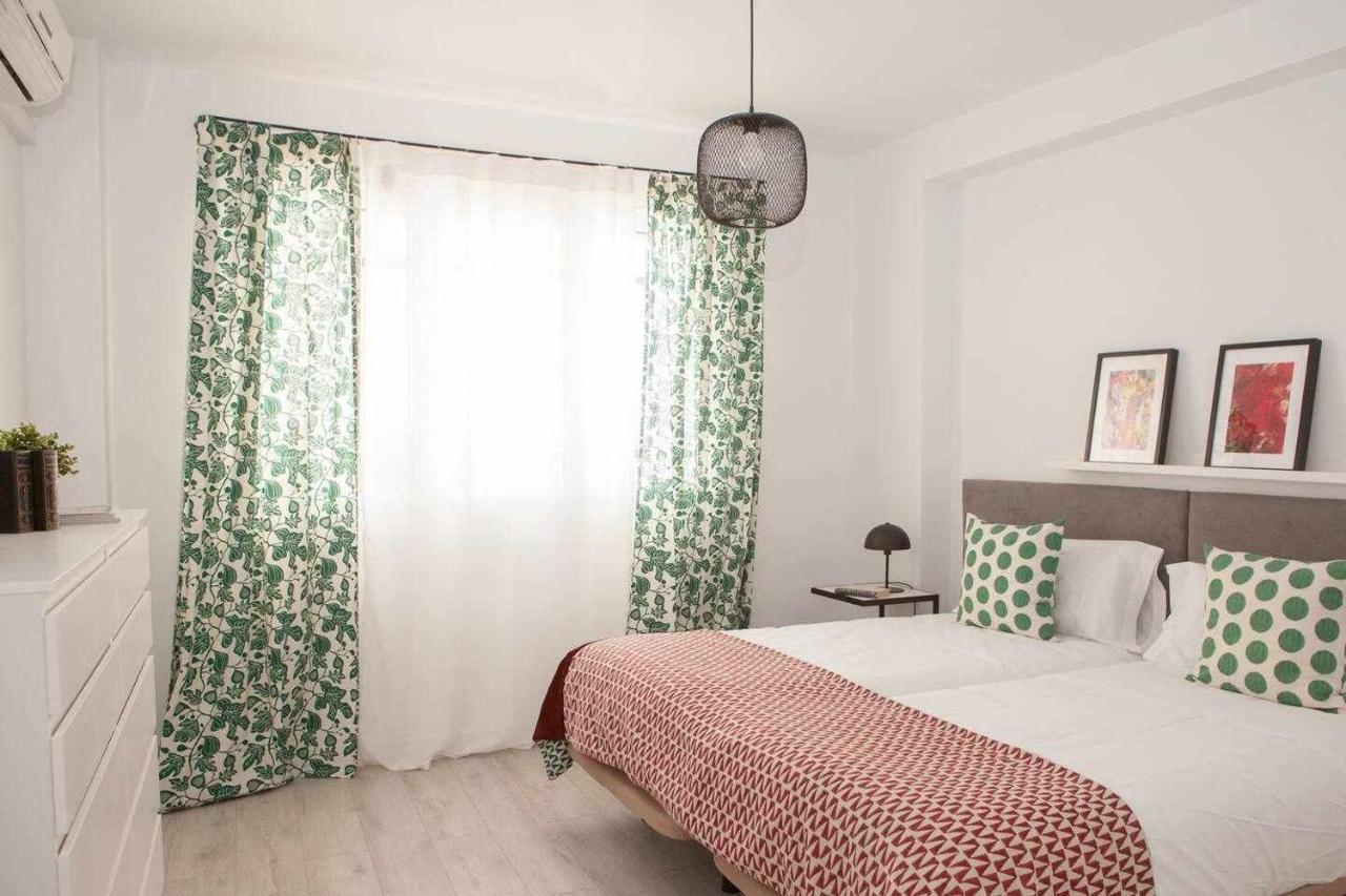 Isg Alhondiga Piso Nuevo Piscina Casco Antiguo8p Appartement